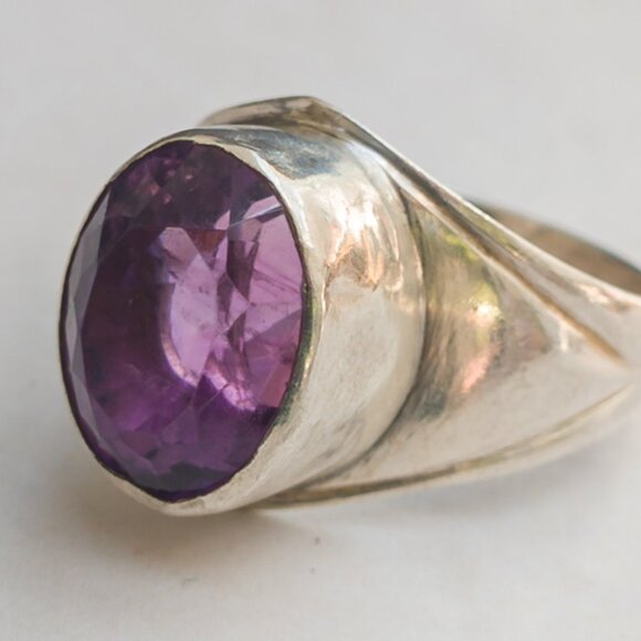 Plum Traders Jewelry - Vintage ’90s Plum Traders 925 Sterling Amethyst Modernist Ring Sz 7½